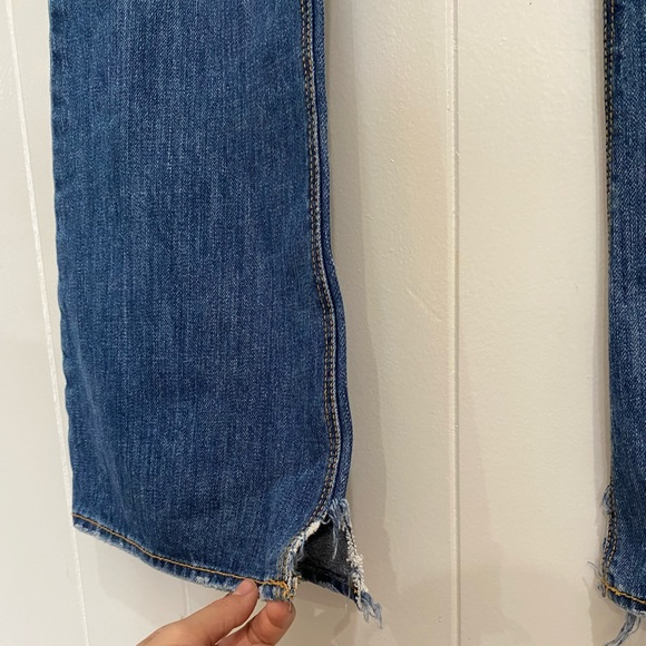 Hollister Distress Flare Jeans 7L - Picture 8 of 9